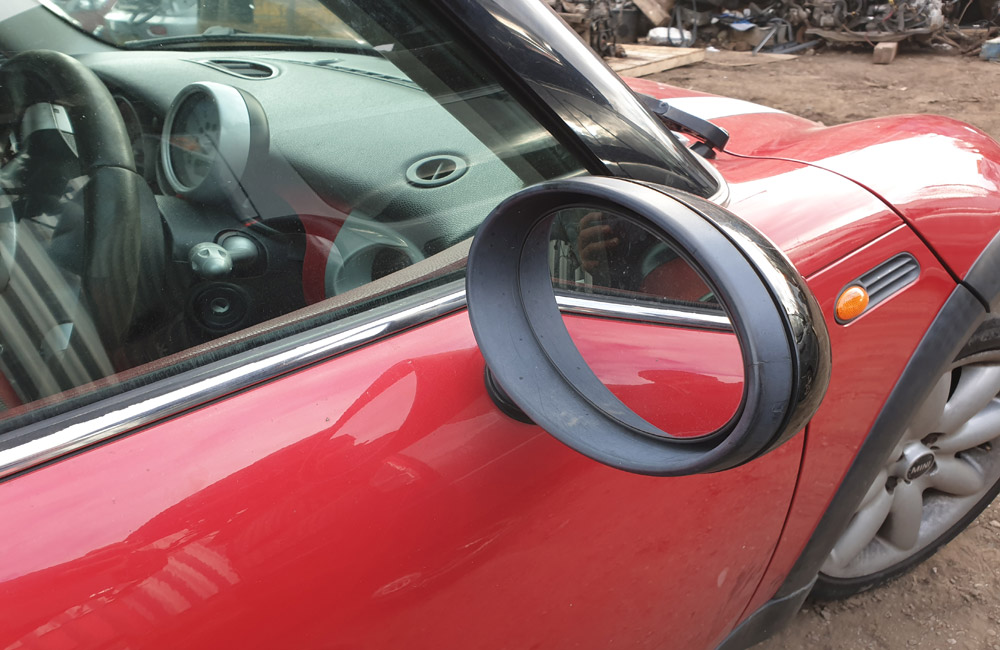 Mini One One Door mirror driver side front electric
